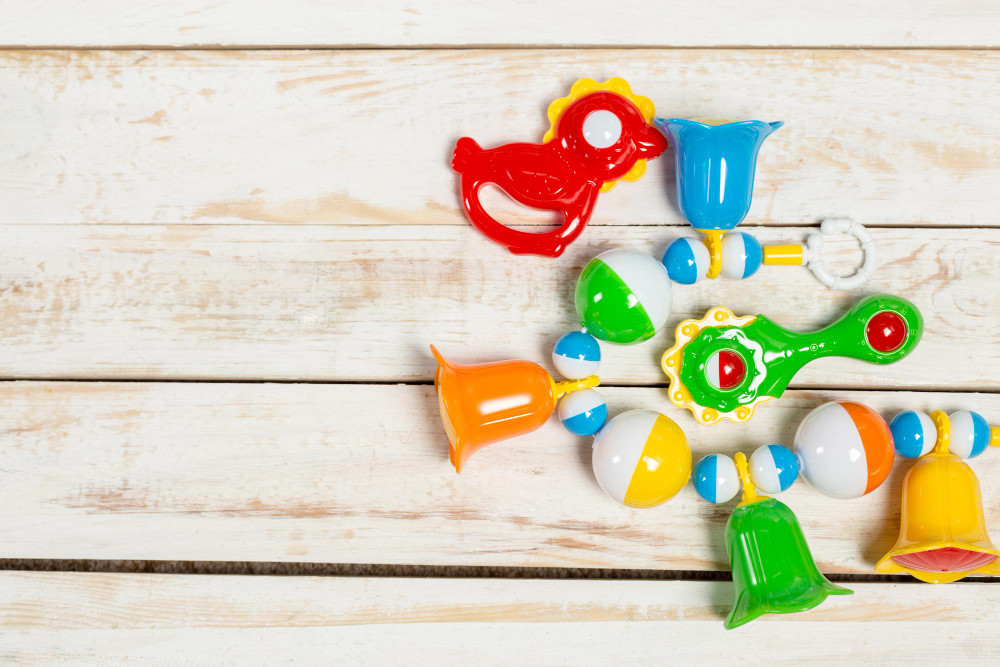 Tips Membersihkan Mainan Bayi