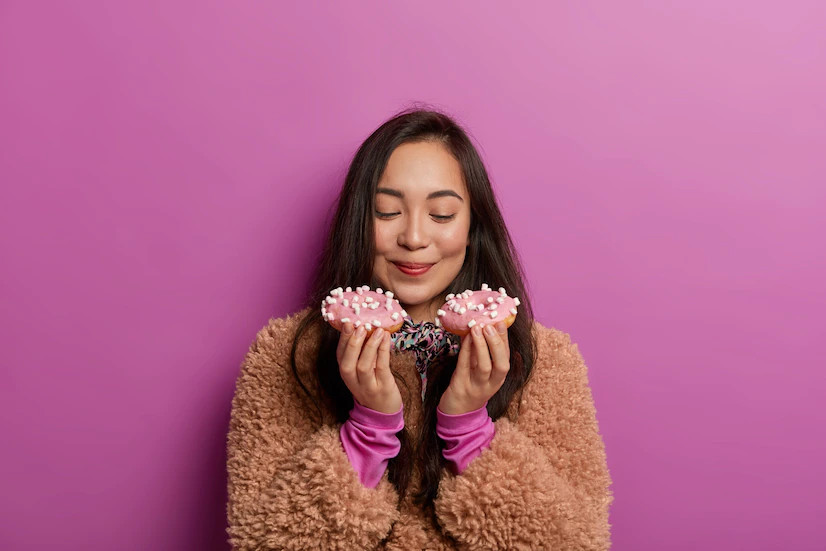 Makanan dan Minuman yang Dapat Menyebabkan Gigi Berlubang